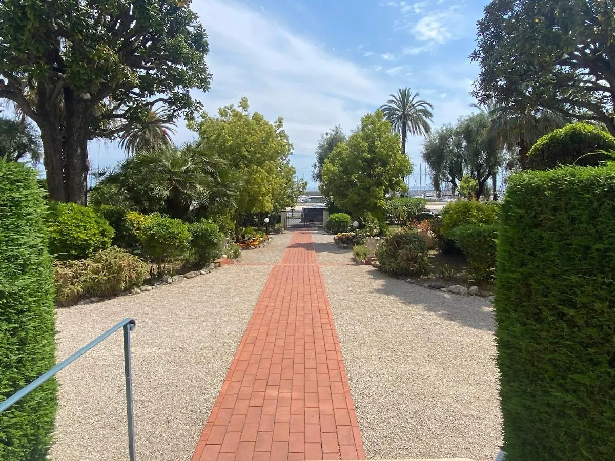 La Porte De France By Connexion Menton Apartment
