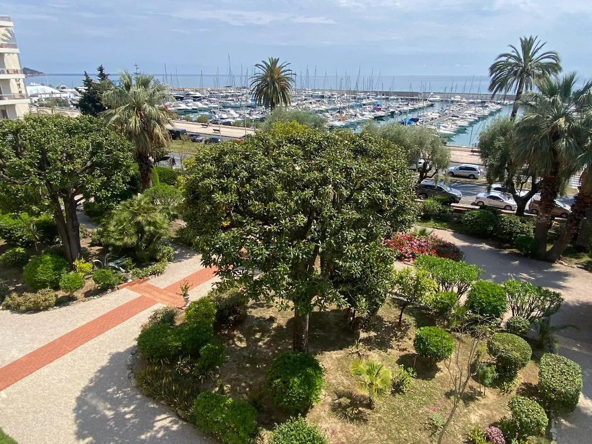 Apartment La Porte De France By Connexion Menton France